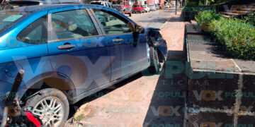 Conductor omite alto y provoca aparatoso choque en Ciudad Victoria, Tamaulipas
