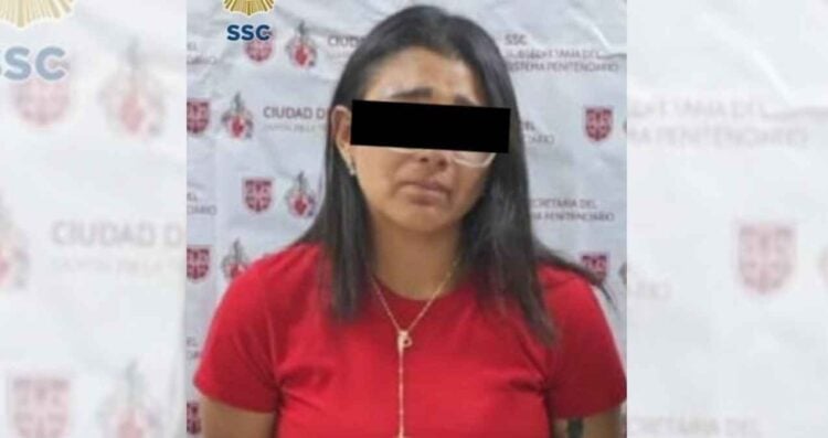 Detienen a mujer intentando ingresar droga al Reclusorio Oriente de CDMX