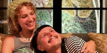 Fiona Chernavskaya recuerda a Oliver Tree en su cumpleaños 33