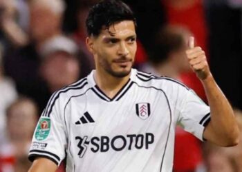 Fulham hace oficial la salida de Raúl Jiménez tras finalizar su contrato