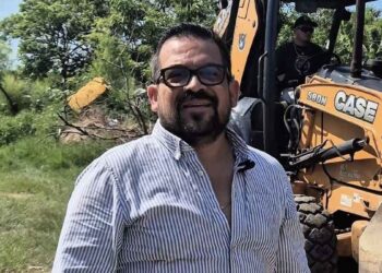 “Gil” Gallegos y Colonias Unidas encabezan limpieza y alumbrado en Ciudad Madero, Tamaulipas