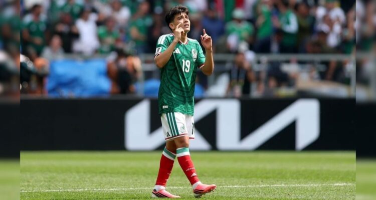 Gilberto Mora titular