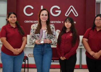 Gobierno de Carmen Lilia Canturosas en Nuevo Laredo, Tamaulipas, recibe reconocimiento internacional