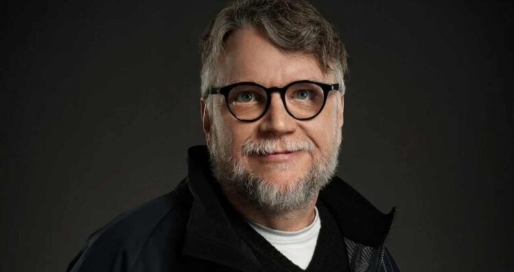 Guillermo del Toro llega a la Junta de Gobernadores de los Oscar