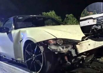 Joven automovilista pierde el control y se estrella contra un muro de concreto en San Pedro, NL