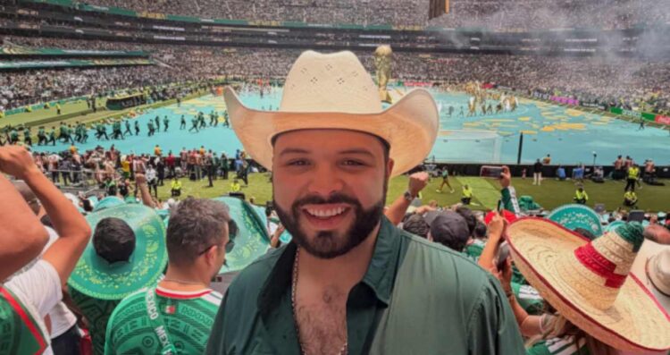 Leonardo Aguilar causa debate tras asistir al México vs Sudáfrica