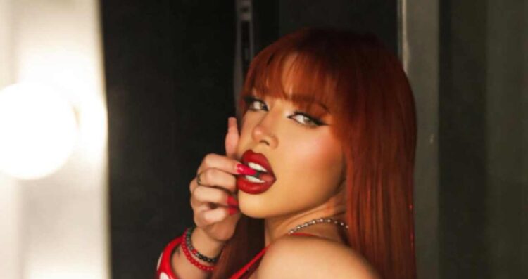 Yeri Mua reaparece y pide respeto tras crisis en aeropuerto