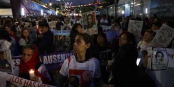 Marchan desaparecidos en Tlalpan