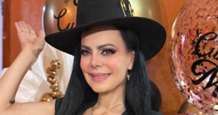 Maribel Guardia presume corsé guadalupano