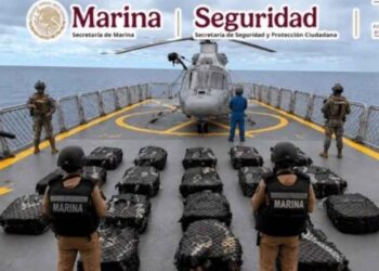 Marina detiene a cinco personas tras asegurar más de 800 kilos cocaína en costas de Guerrero