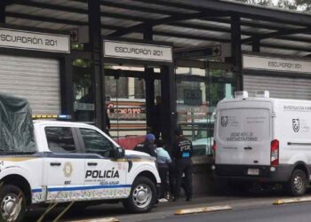 Muere hombre dentro de unidad del Metrobús en Ciudad de México