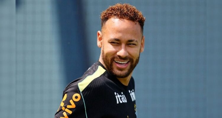 Neymar entrena Brasil