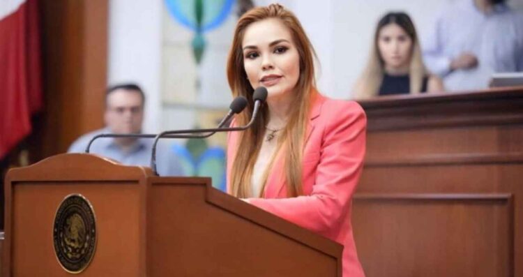 PRI protección Paola Gárate