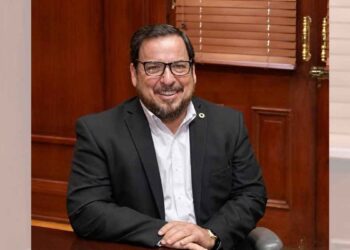 Paga SET incremento salarial a docentes tamaulipecos