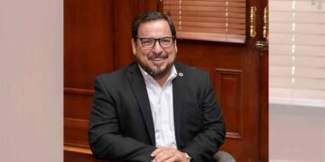 Paga SET incremento salarial a docentes tamaulipecos