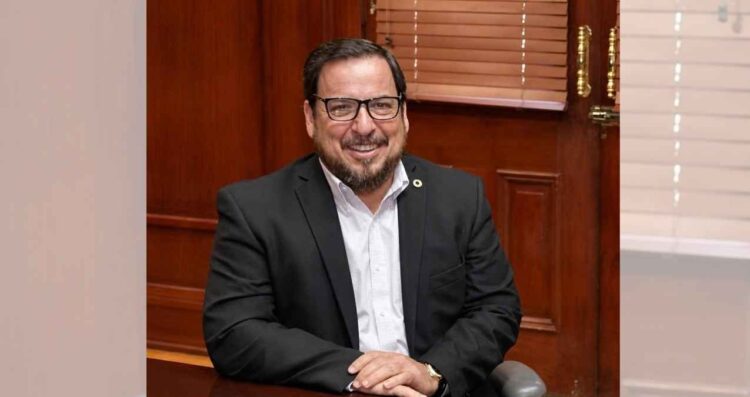 Paga SET incremento salarial a docentes tamaulipecos