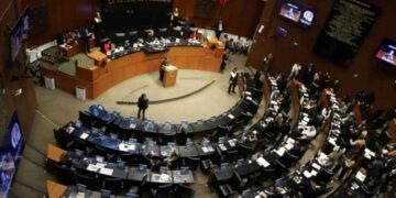 Comisión Permanente solicitudes de licencia