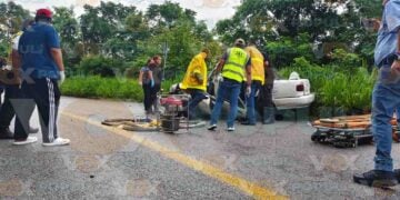 Pierde el control al salir de curva y protagoniza fuerte choque en Llera, Tamaulipas