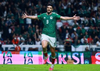 Raúl Jiménez goles con México