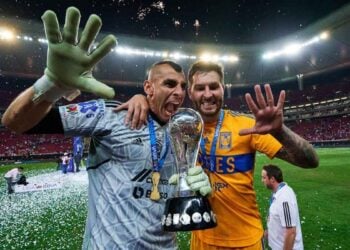 Tigres UANL leyendas directiva