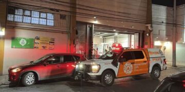 Trabajador resulta lesionado al operar máquina en panadería de Monterrey, NL