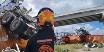 Tráiler cae desde un puente elevado en Carretera a Colombia en Salinas Victoria, NL