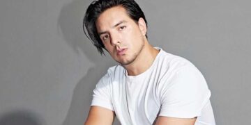 Vadhir Derbez reaparece en redes tras denuncia legal