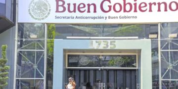 Vinculan a proceso exfuncionarios federales