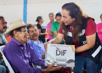 apoyos alimentarios en Llera DIF