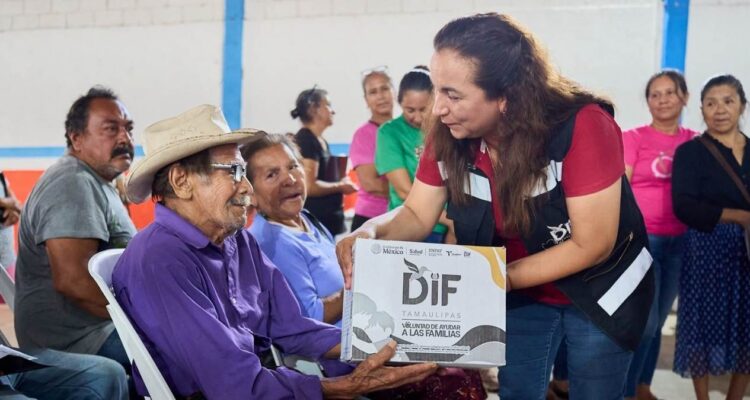 apoyos alimentarios en Llera DIF