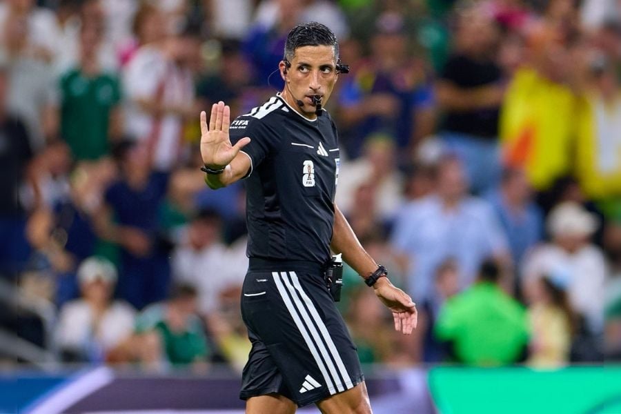 árbitro México vs Chequia