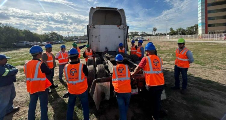 escuela operadores de tractocamión Tampico