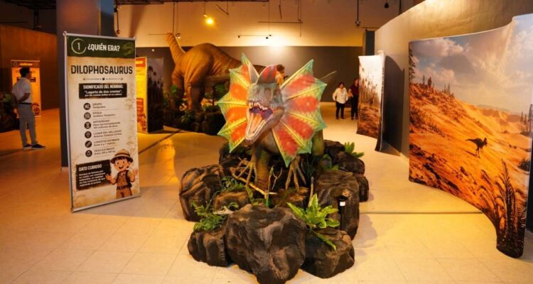 exposición DinoFrontera Nuevo Laredo