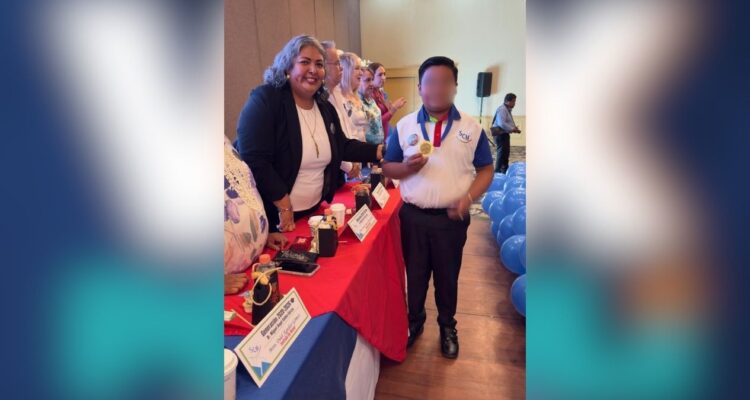 graduación primaria en Matamoros