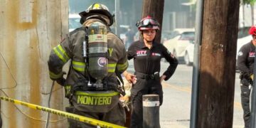 _incendio en terreno baldío en Monterrey