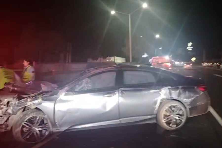 Adolescente resulta lesionado tras colisionar con la caja de un tráiler en la Carretera Nacional en Monterrey, NL