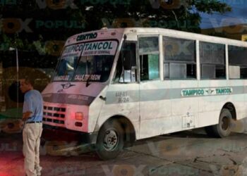 Adulto mayor microbús en Tampico