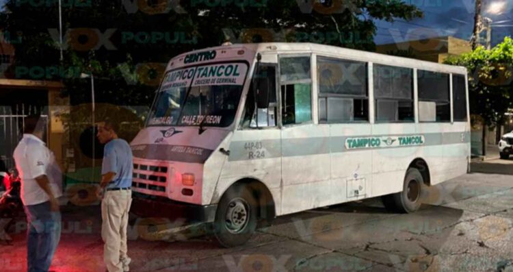 Adulto mayor microbús en Tampico
