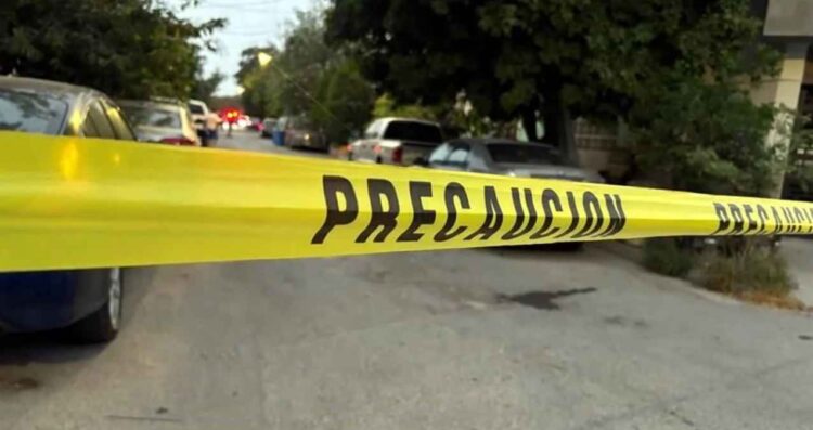 Autoridades indagan asalto a familia en vivienda de Apodaca, NL
