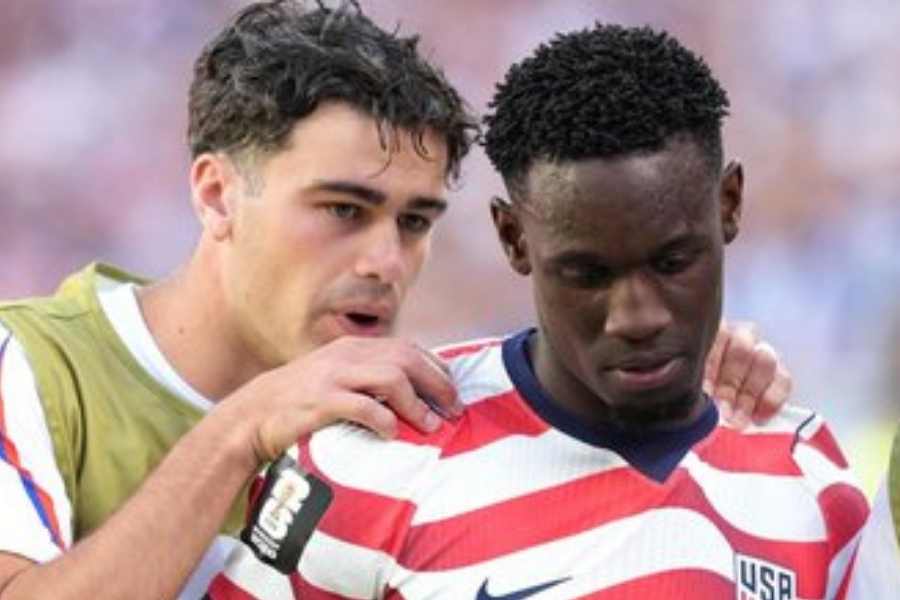 Balogun queda habilitado y Estados Unidos respira rumbo a octavos
