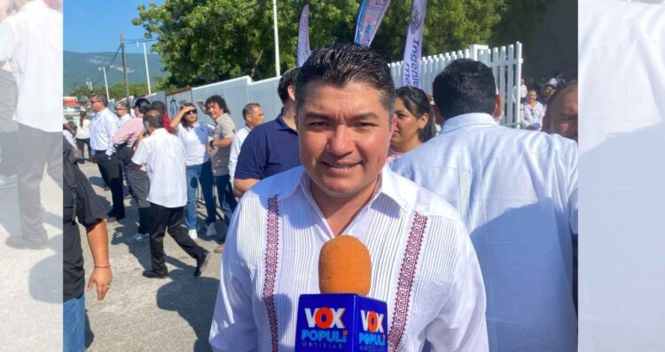 Capacitan a docentes para detectar gusano barrenador en Tamaulipas