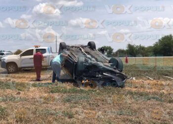 Chocan contra dren, vuelcan y resultan heridos en la Victoria a Zaragoza