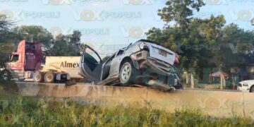 Choque entre dos vehículos genera movilización en carretera Río Bravo-Reynosa, Tamaulipas