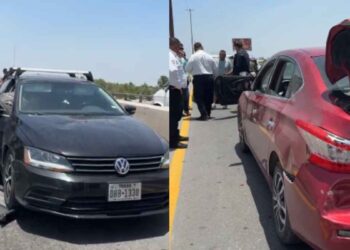 Choque múltiple en Puente Periférico