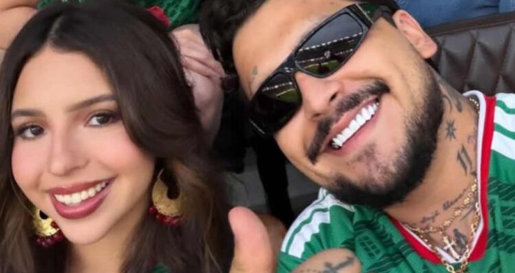 Christian Nodal y Ángela Aguilar aparecen en partido de México