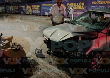 Conductor destroza su automóvil tras fuerte choque en Altamira, Tamaulipas