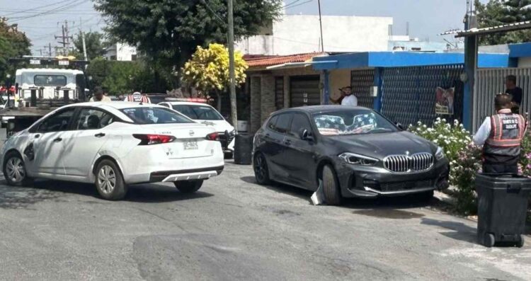 Conductora resulta lesionada tras sufrir aparatosa volcadura en Guadalupe, NL