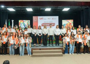 Consolida UAT calidad en la enseñanza de idiomas para la niñez y adolescencia