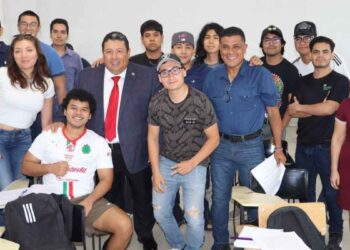 Tec Madero aulas llenas