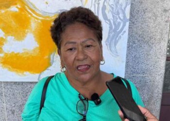 Despicadoras del sur de Tamaulipas aguardan el fin de la veda del camarón
